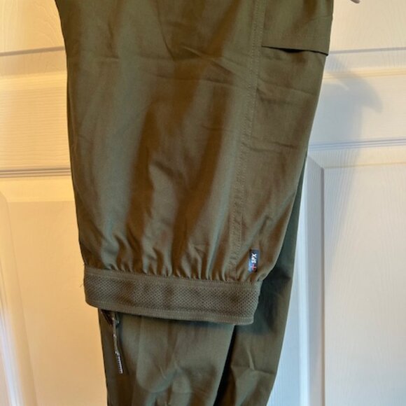 women's scrubs - Picture 5 of 5